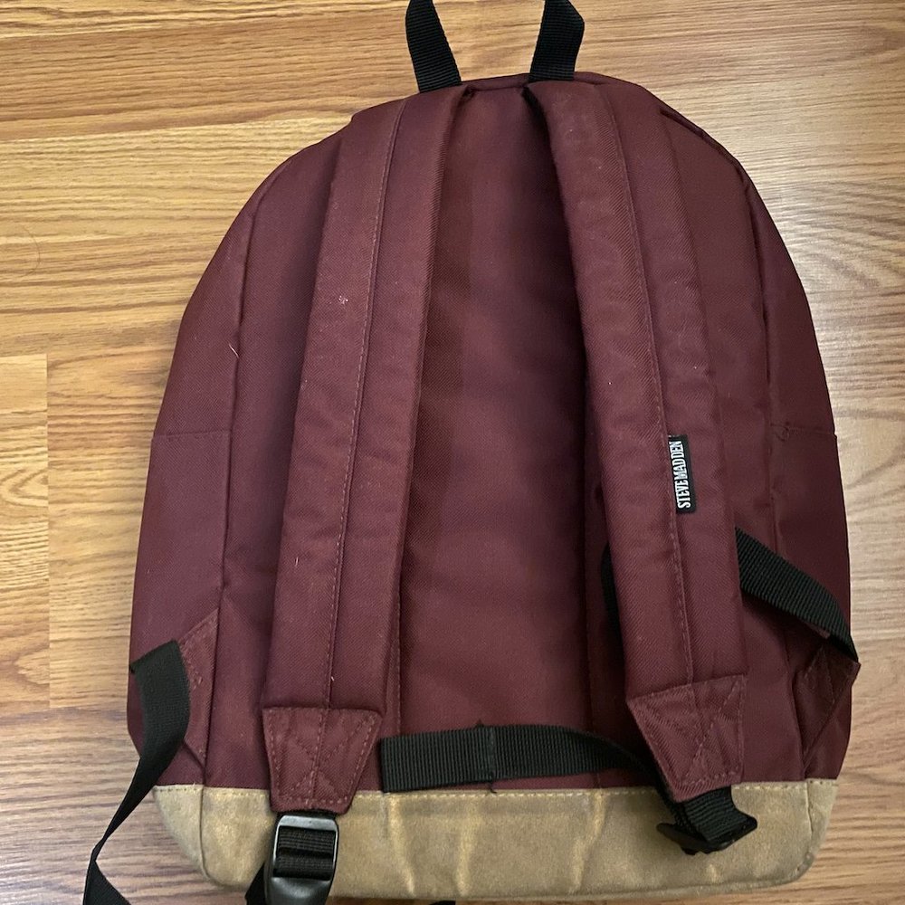 Steve Madden Backpack - Picture 2 of 2